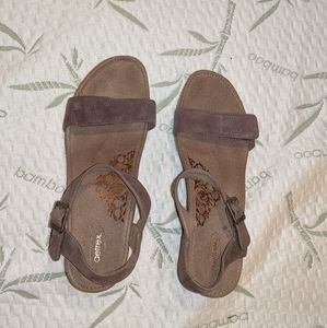 Women's Lavender Size 10 Aetrex Wedges